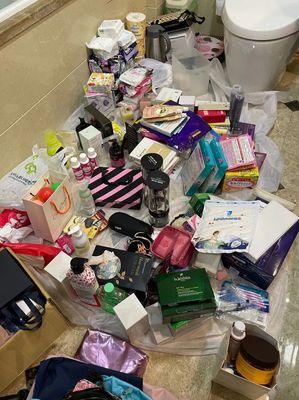 六人神操作，讓250方大宅告別擁擠，化妝品與衛(wèi)生用品收納新境界